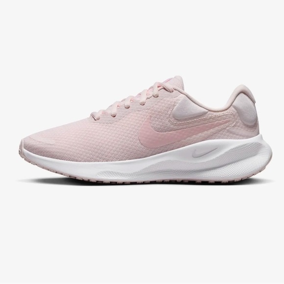 Nike Revolution 7 pink Road Running sneakers 8.5 NWT - Picture 1 of 8